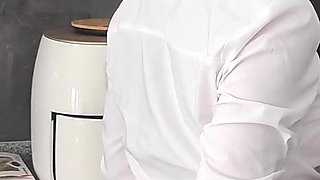I Fuck a Hot Stepmom in Her Clothes in the Shower!