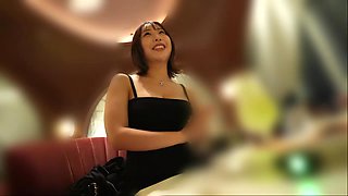 【柔らかさに命懸け】指に吸い付く肌触り。全身もちもちのふっくら女神ボディを好き放題にヤリまくる