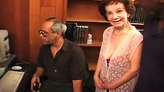 Horny Grannies in Insane Groupsex