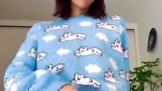 Madeline amateur teen enjoys a solo masturbation