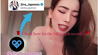 Hentai Amateur Japanese Girl Blowjob Outside Public Bath Deepthroat