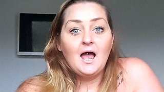 Big boobs milf masturbates with her dildo