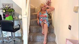 Granny Wendy Leigh Fingers Her Tight Holes - Amateur British GILF with Big Natural Tits