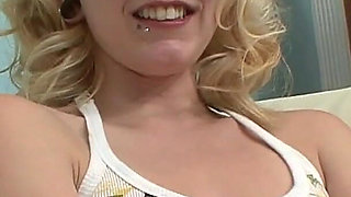 Rylie Richman is a naughty amateur