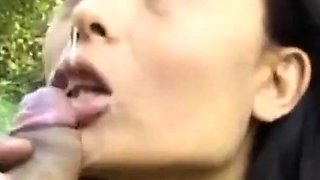 Asian Amateur Couple's Outdoor Fun