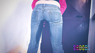 The Locked Toilet Chronicles - Ep. 01: Jeans Wetting