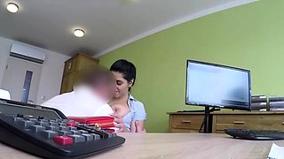 Romantic maid gets poon tang loving action