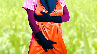 Cock inserted into Shali's tight pussy