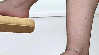 Shoeplay, Dangling & Walking in Home Slippers and Pantyhose (shoe Collection) - Dame Olga