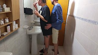 Cheating Wife Almost Caught Me Fucking My Brother’s Wife In The Bathroom