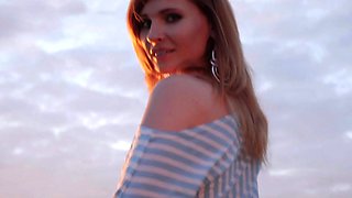 Jeny Smith fishnet pantyhose public flashing