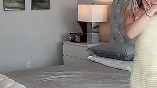 Hot Blonde Shows off and Gets Stretched Bts - Thea Summers