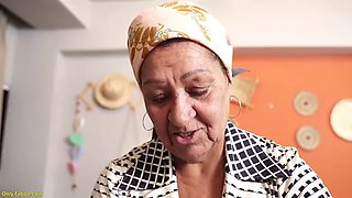 Real 72 year old mature BBW fisted deep