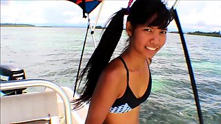 Delicious big boobies brunette lesbians outdoors