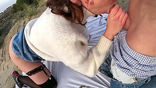 prise en porte jaretelle sur le sable