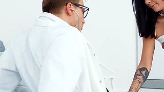 Stepdaughter in fishnets gives doctor a blowjob
