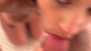 Hannah Jo Blowjob In Shower