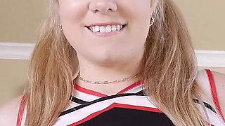 Cheerleader River Lynn Has a Big Booty
