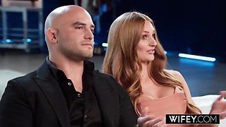 Gorgeous Redhead Jessi Rae Slobbers on Jason Luv's Massive BBC