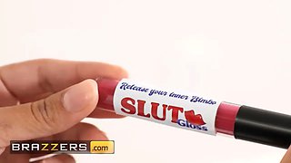 Luna Star always dreamt of being a inviting woman, luckily her pixie bimbo is there to help - brazzers