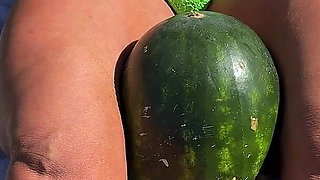 Muscle MILF Kandys Watermelon Crush Domination