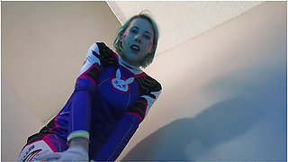 Lux Lives D.va Cosplay Giantess Humiliation