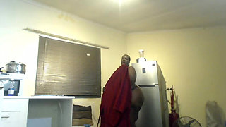 SSBBW Stripteasing & Ass Clapping