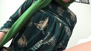 Horny Egyptian stepmom fucks her 18 year old stepson