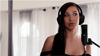 Marvelous Babe Melissa Stratton Does It Doggystyle With Her Blind Date