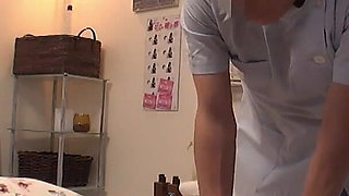 The Secret Acupressure Massage Clinic That Beautiful Office Ladies Frequent Part 1
