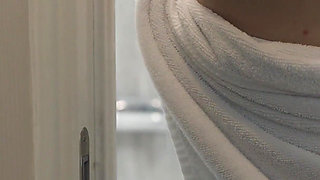 My Girlfriend Stretching Her Anus in the Shower