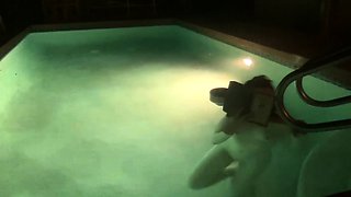 Amateur wild chick solo masturbation