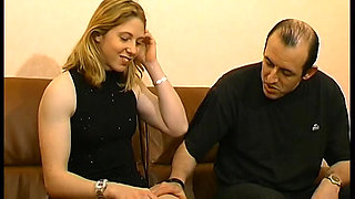 She Comes From Sens to Turn Her First Casting and Leaves Us Speechless!