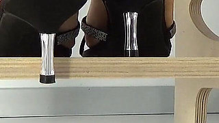 Fetish Housewife