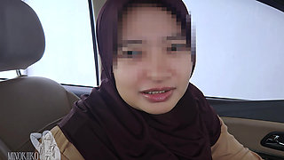 Hijab Student (18+) Fucks in a Car to Upgrade Her Cellphone - Minokiiko