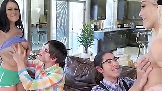 Horny teen siblings reach a kinky orgasm