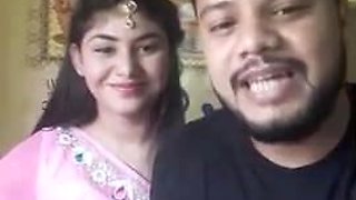 beautiful doing selfies with boyfriend.mp4