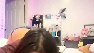 Gianna sucks hairy big beautiful woman in POV passion