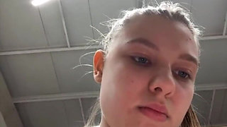 Masturbate in the Gym so Hard