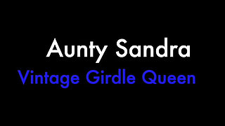 Aunty Sandra All in Red Vgq 75