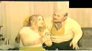ARZU OKAY - DOYUMSUZ AZGIN ARZU SIKISIYOR