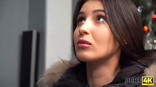 Debt4k. juciy snatch of teenager girl costs enough to close debt
