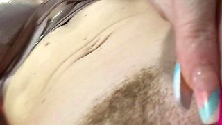 Close up pussy toying on cams