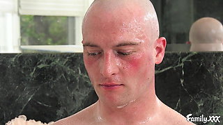 Big Tits Stepmom Reagan Foxx Fucks Big Dicked Stepson