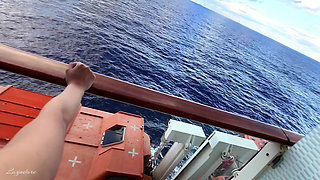 Asian Wife Gets Pussy Fucked Outside on a Cruise Balcony - Layndare Sextape