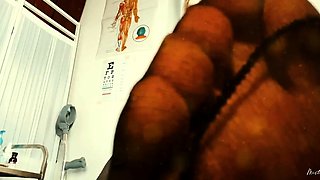 Horny amateur girls with a foot fetish play along
