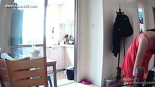 Hackers use the camera to remote monitoring of a lover's home life.285
