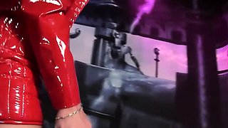 Silke Maiden is always in control. This mature dominatrix