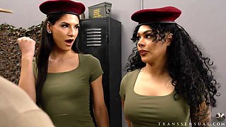 Raven Trans Couple Deep Intrusion Unit