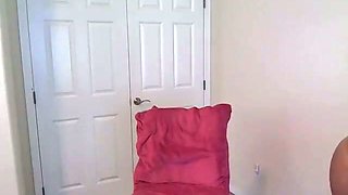 Light haired bitch demonstrates her sex toys on cam